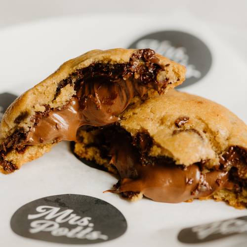 Nutella Stuffed Cookie